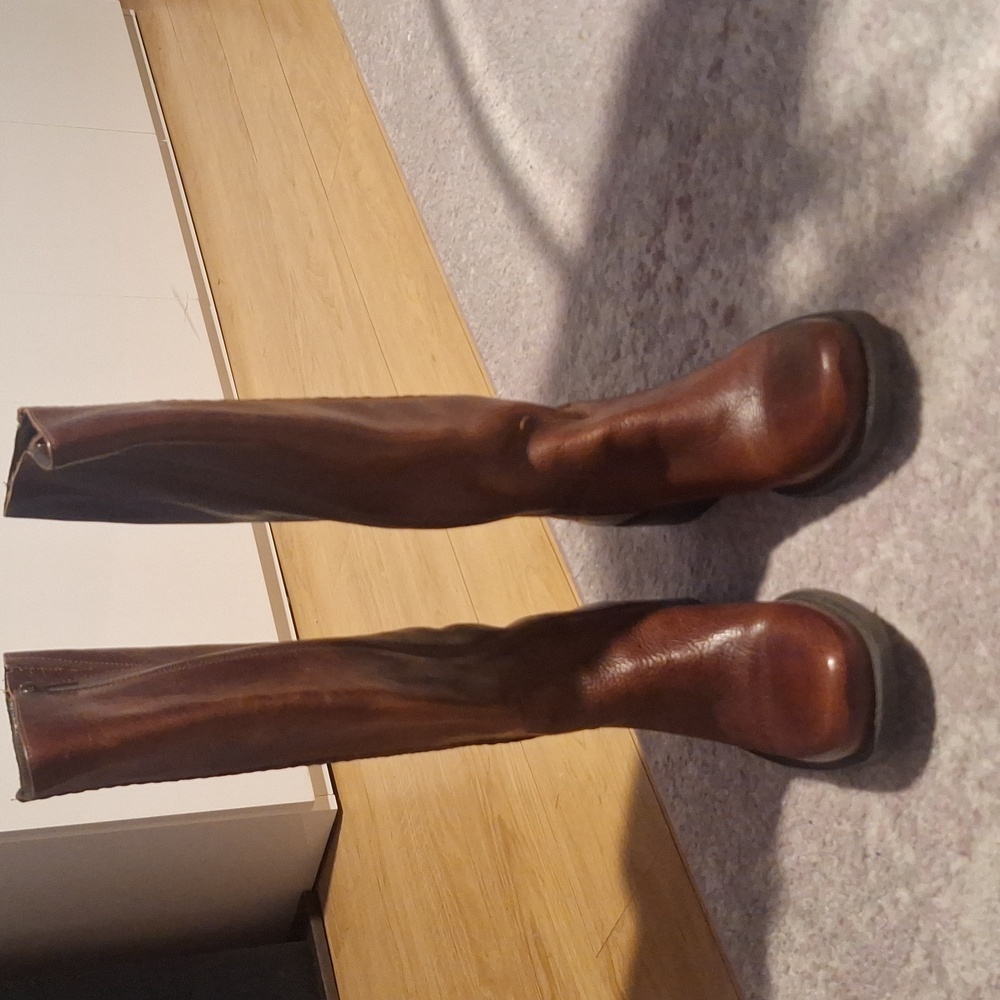 Brown boots